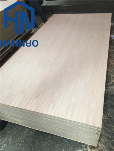 خشب بلوط أحمر درجة AA مصنوع من خشب البلوط الصلب متوسط الكثافة بمقاس 1 / 4 1 / 2 و 3/4 سمك